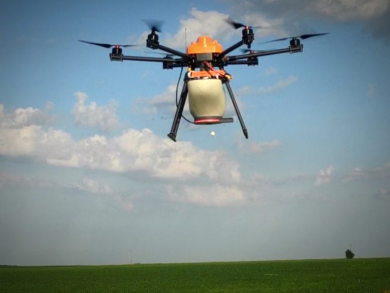 drone epandeur trichogramme t-drop skyinnov